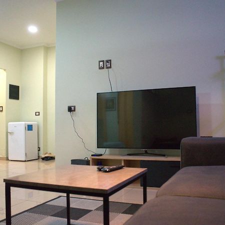 The Prism Apartment Тирана Екстериор снимка