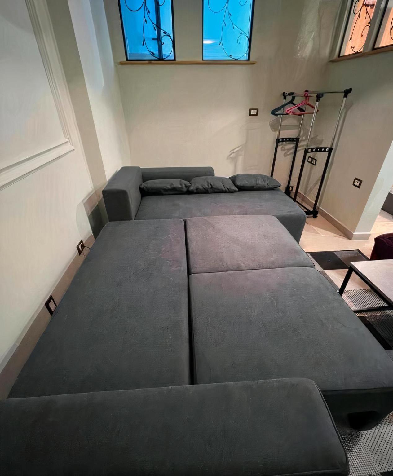 The Prism Apartment Тирана Екстериор снимка